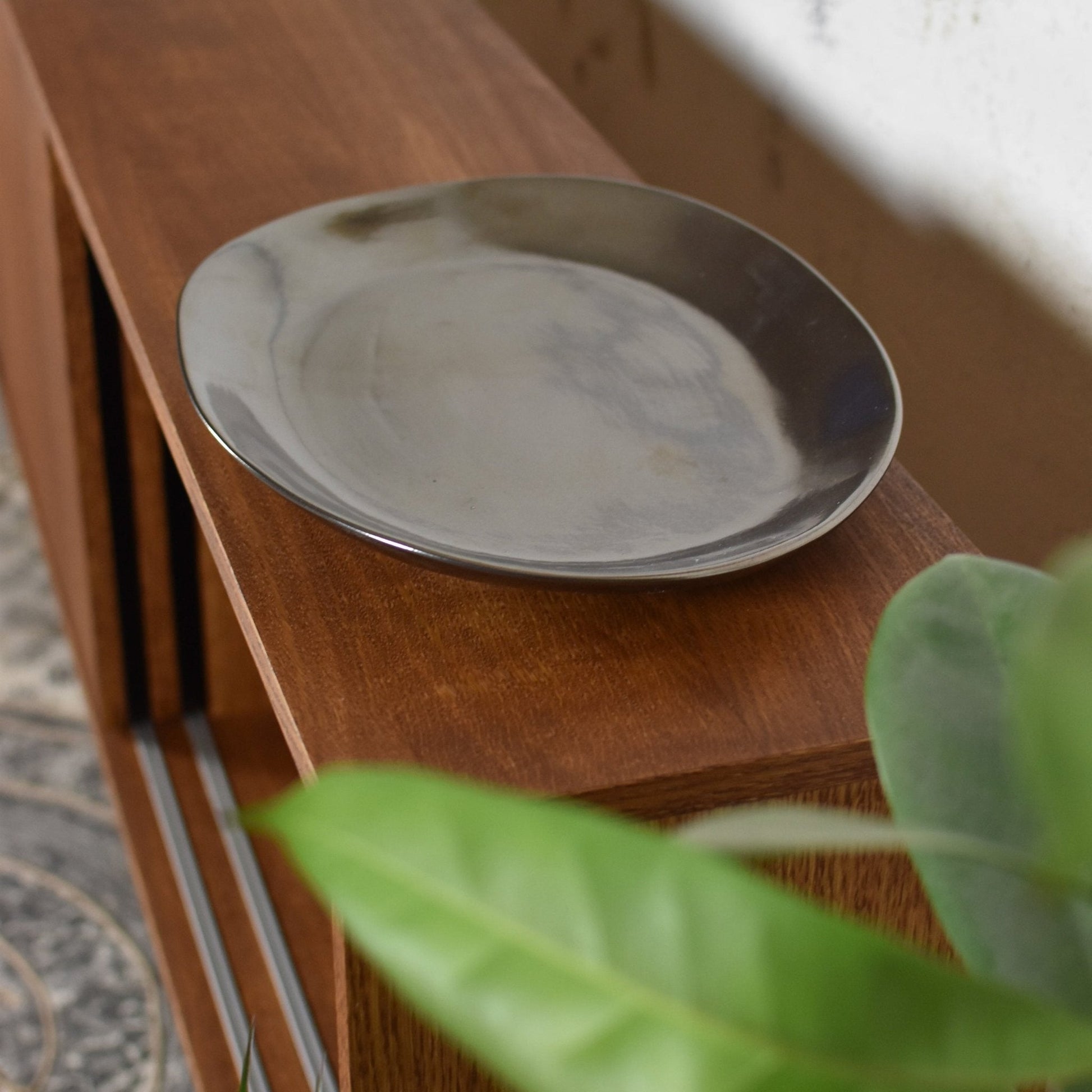 Komoda CLASSY BROWN SLIDE - Pastform Furniture