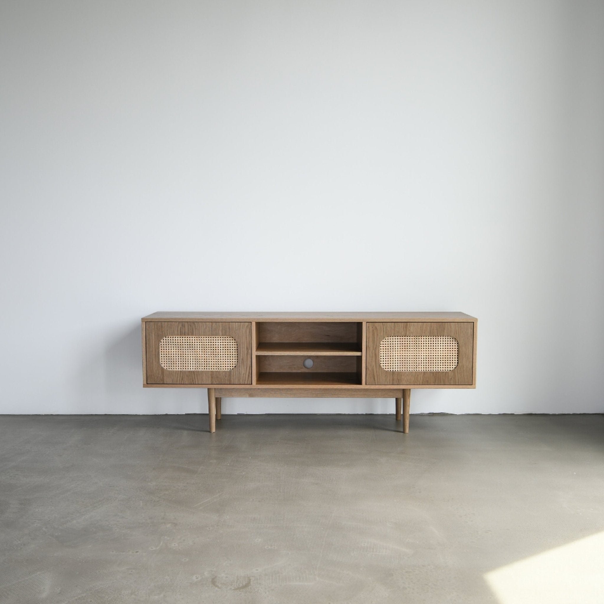 Komoda JUPIA - Pastform Furniture