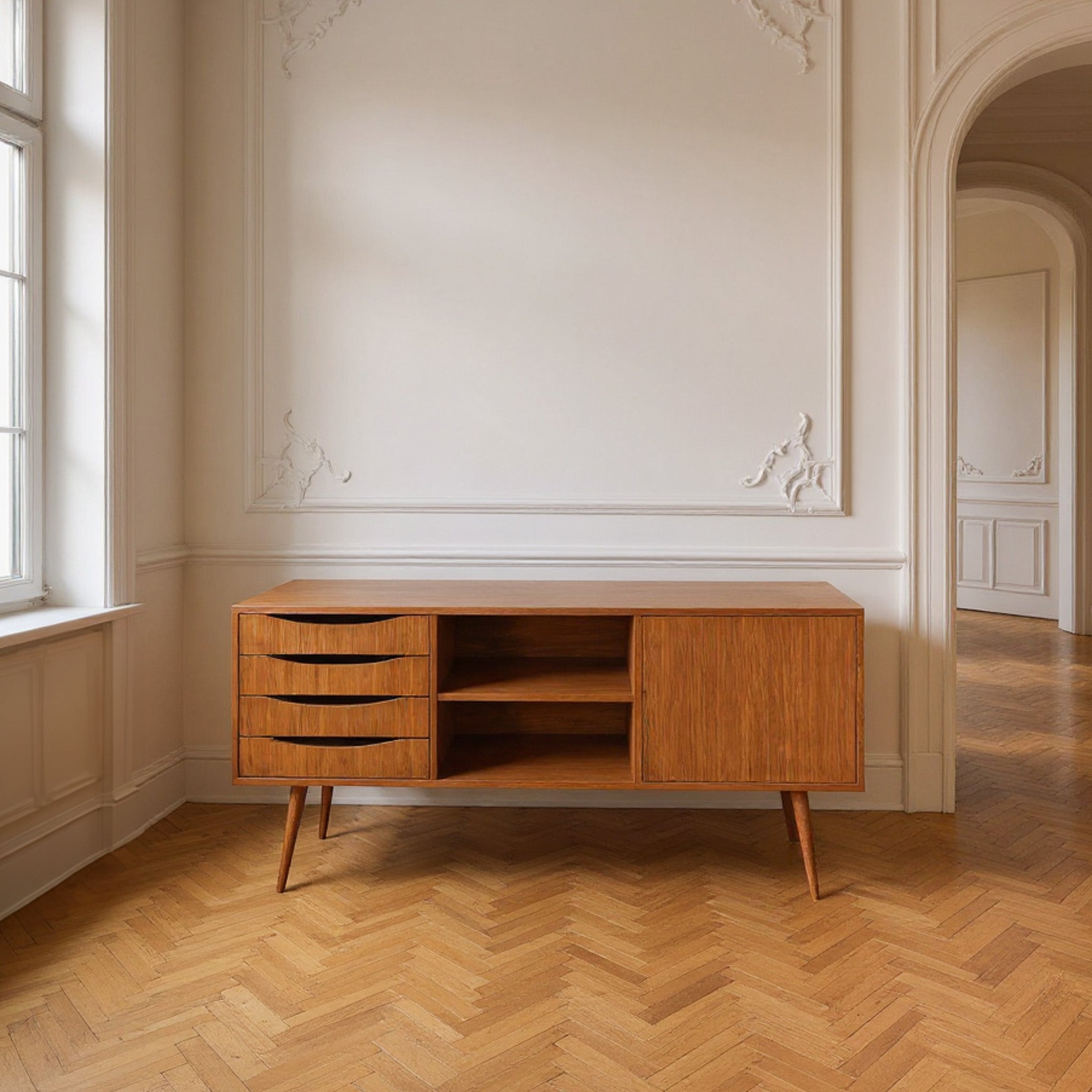 LOTV CLASSY Sideboard - Pastform Furniture